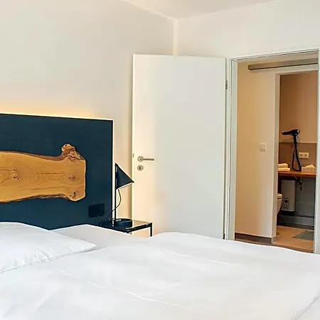 Parkhotel מלון 4*